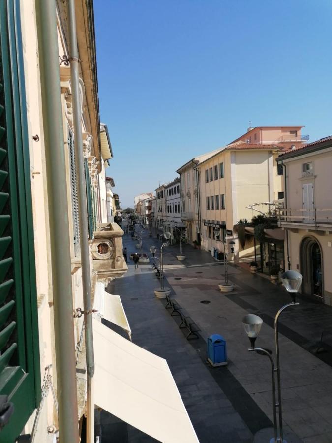 Valeria San Vincenzo Apartment Ngoại thất bức ảnh
